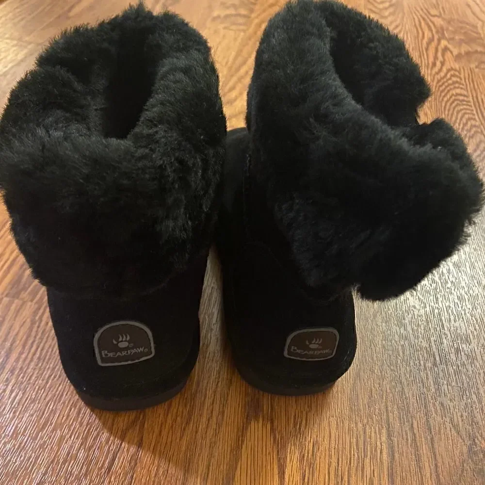 Bearpaw Abby Black Suede Boots Size 10